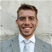 Insegnante aiuto compiti per scuola elementare e media